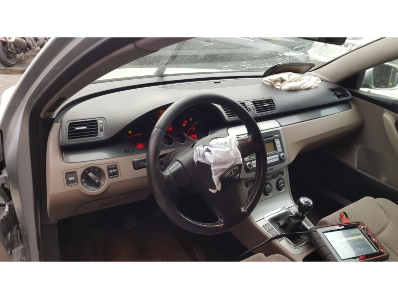 volkswagen passat berlina (3c2) del año 2007