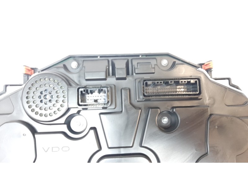 Recambio de cuadro instrumentos para toyota c-hr referencia OEM IAM 83800F4032  