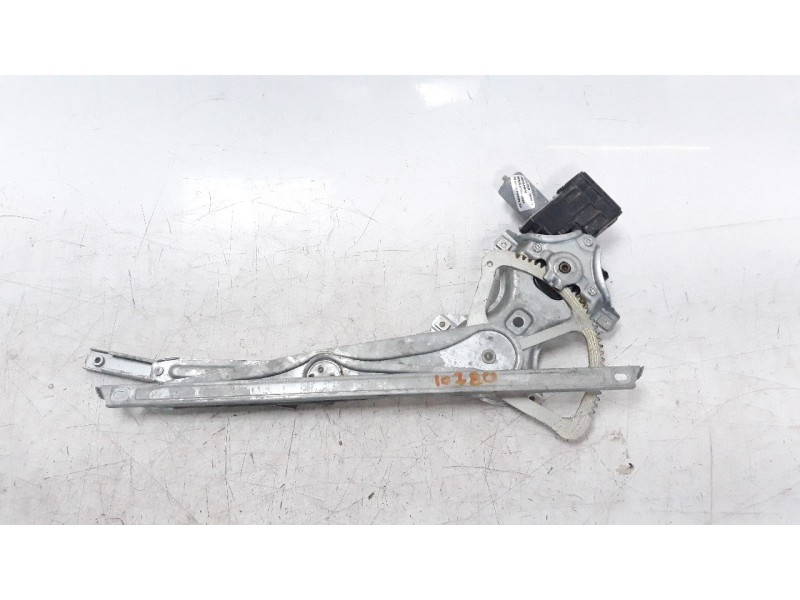 Recambio de elevalunas delantero derecho para toyota c-hr referencia OEM IAM 69810F4010 85710F4010 