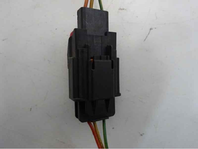 Recambio de airbag delantero derecho para citroen c4 sedan collection referencia OEM IAM 9682359880  