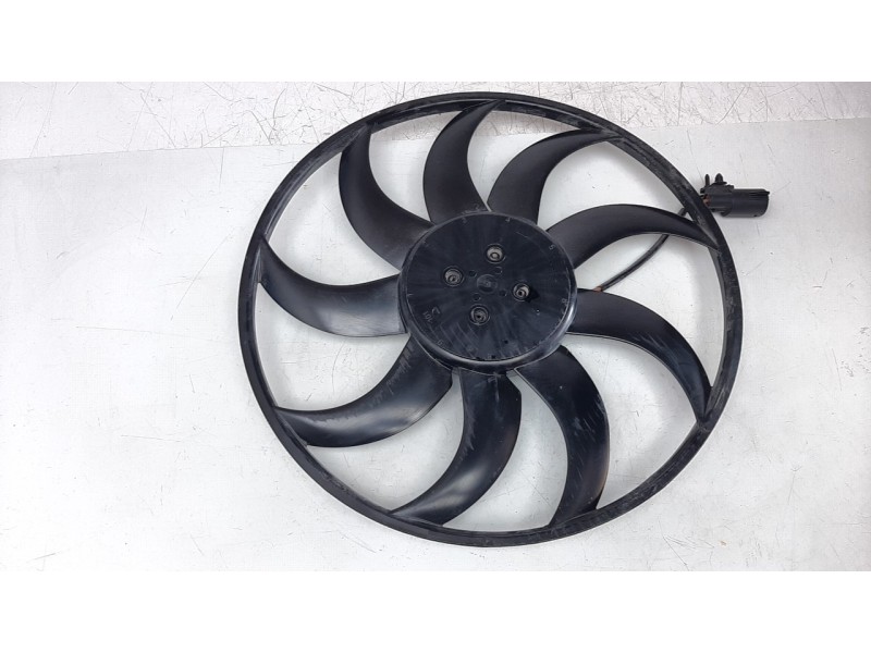 Recambio de electroventilador para ford focus st-line referencia OEM IAM JX618C607BB  
