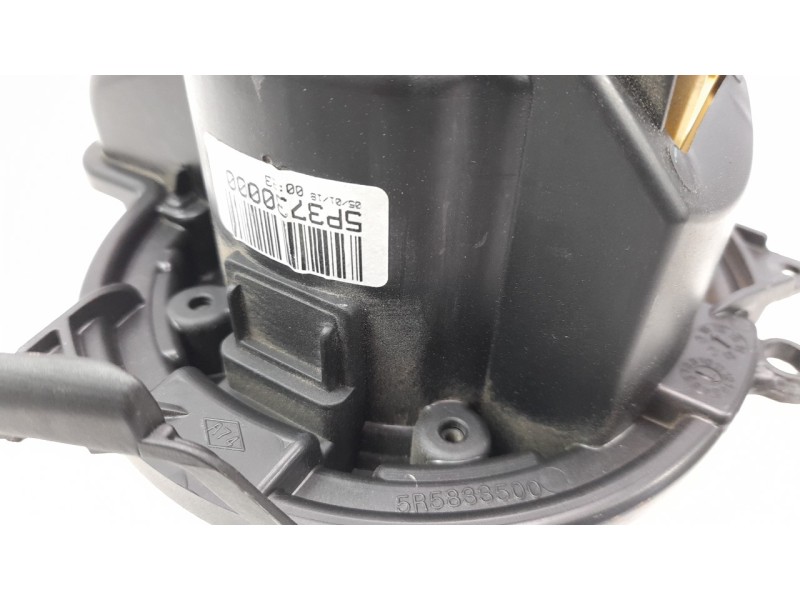 Recambio de ventilador calefaccion para renault clio iv 0.9 referencia OEM IAM 5P3730000  