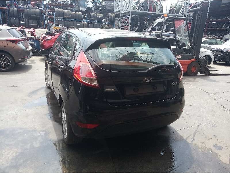 ford fiesta (ccn) del año 2013