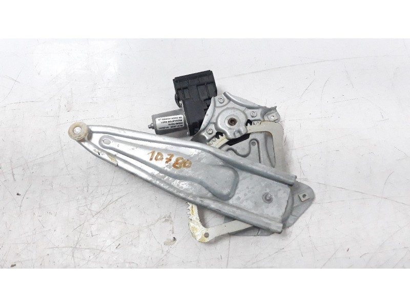 Recambio de elevalunas trasero izquierdo para toyota c-hr referencia OEM IAM 69840F4010 85710F4020 