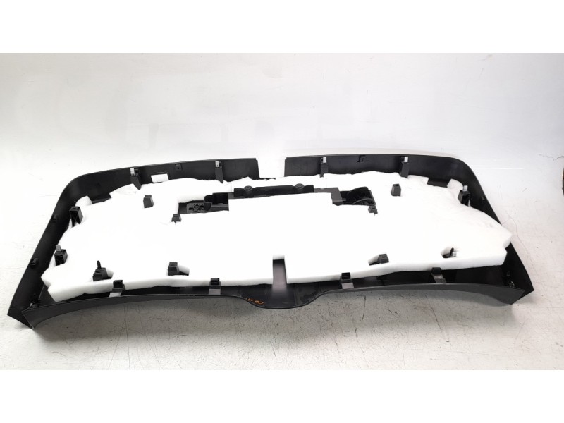 Recambio de guarnecido porton trasero para audi q7 4mg referencia OEM IAM 4M0867973J  