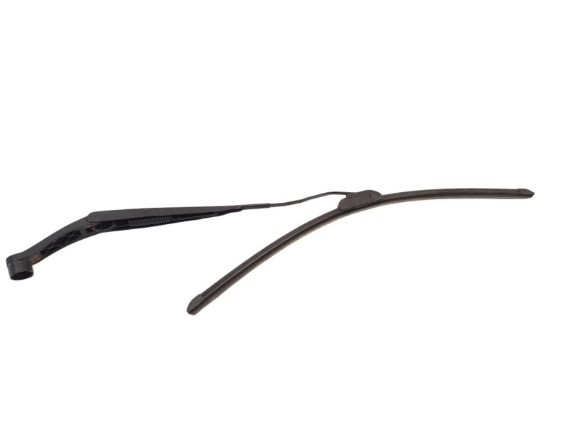 Recambio de brazo limpia delantero izquierdo para kia rio 1.2 cat referencia OEM IAM 983111W000  