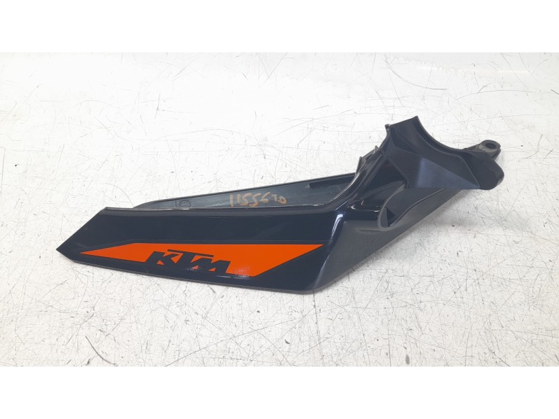 Recambio de moldura para ktm 390 duke 390 duke referencia OEM IAM 93008042100C1  