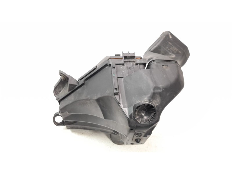 Recambio de filtro aire para bmw serie 1 berlina (e81/e87) 2.0 16v diesel cat referencia OEM IAM 13717797460 AD7797460080 