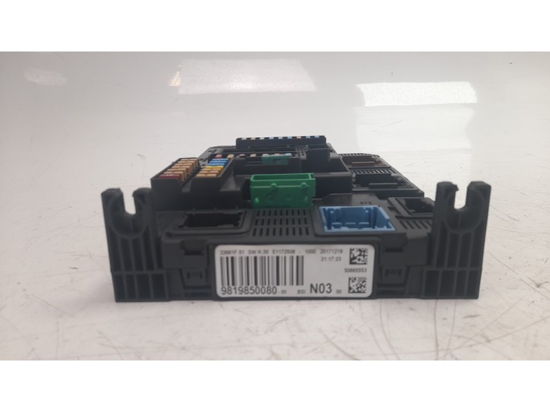 Recambio de caja reles / fusibles para peugeot 2008 (--.2013) 1.6 blue-hdi fap referencia OEM IAM 9819850080  