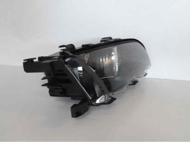 Recambio de faro derecho para bmw serie 3 berlina (e46) referencia OEM IAM 63126902746 10105091001 BM0184905