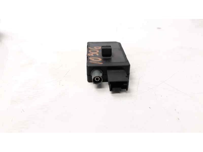 Recambio de antena para citroen c4 picasso referencia OEM IAM 9807982580  