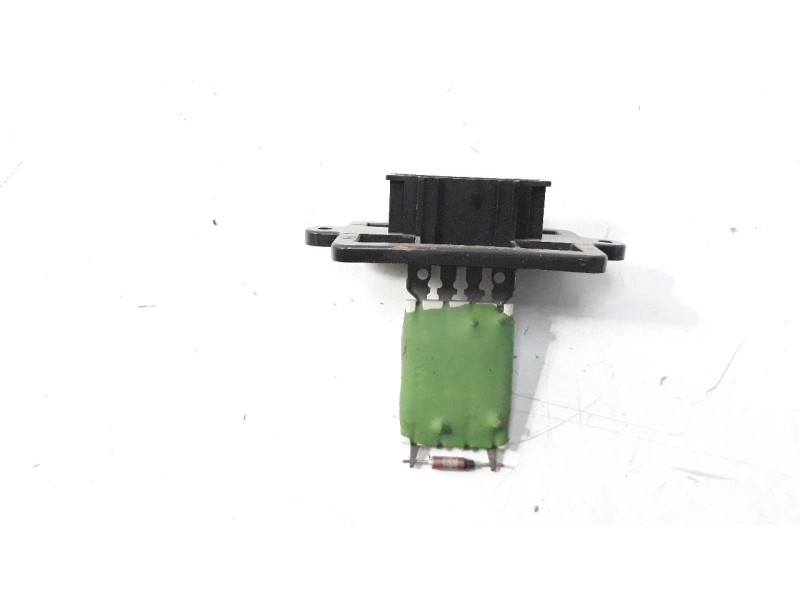 Recambio de resistencia calefaccion para dacia sandero 0.9 tce cat referencia OEM IAM 2R321R16  