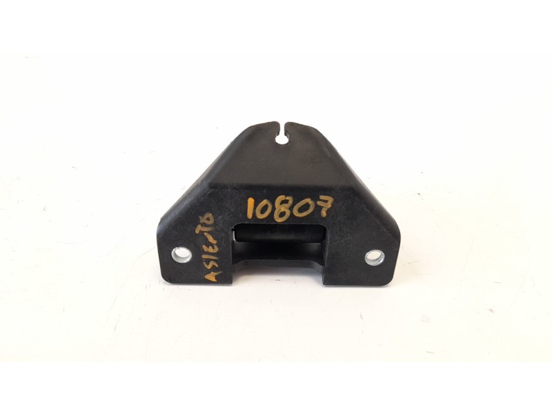 Recambio de moldura para bmw f 800 s/st referencia OEM IAM 51257697226  