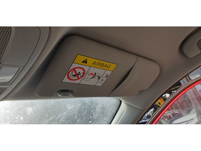 Recambio de parasol derecho para mg zs comfort referencia OEM IAM 10524502  