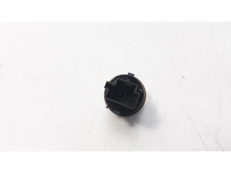 Recambio de sensor para infiniti q30 2.2d sport referencia OEM IAM A2049057501  