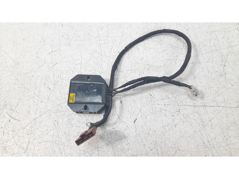 Recambio de alternador para ktm 390 duke 390 duke referencia OEM IAM 93011034000  