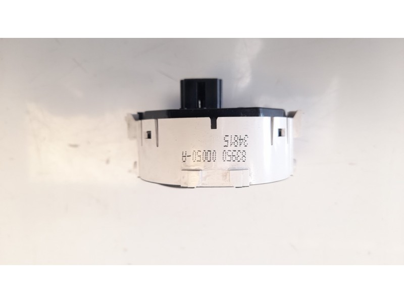 Recambio de warning para toyota yaris city referencia OEM IAM 839500D050  