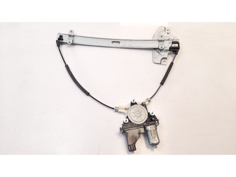 Recambio de elevalunas delantero izquierdo para kia rio 1.2 cat referencia OEM IAM 824021W310  