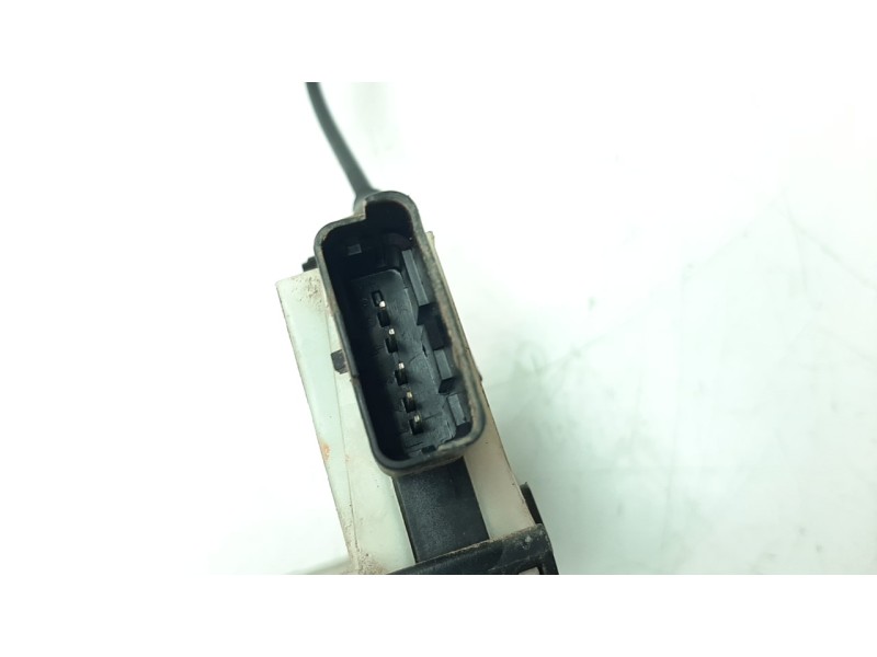 Recambio de cerradura puerta trasera derecha para peugeot 2008 (--.2013) 1.6 blue-hdi fap referencia OEM IAM 9812501180  