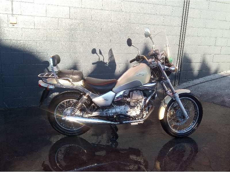 guzzi nevada del año 2005