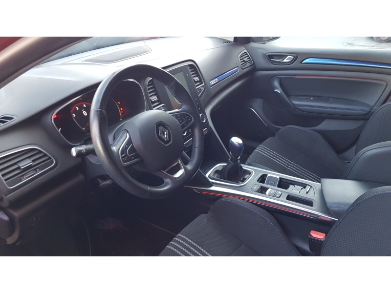renault megane iv berlina 5p del año 2018
