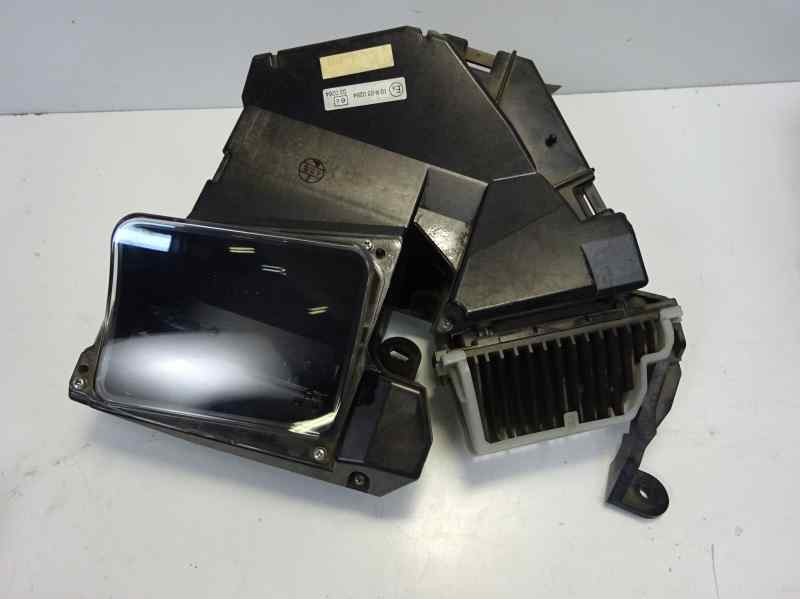 Recambio de pantalla multifuncion para toyota prius+ eco referencia OEM IAM 766491360  