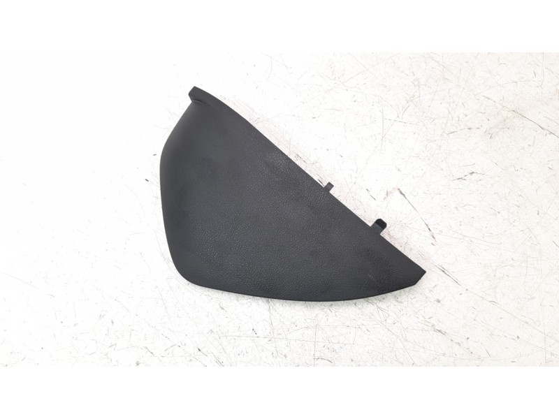 Recambio de moldura para audi q7 4mg referencia OEM IAM 4M8857086  