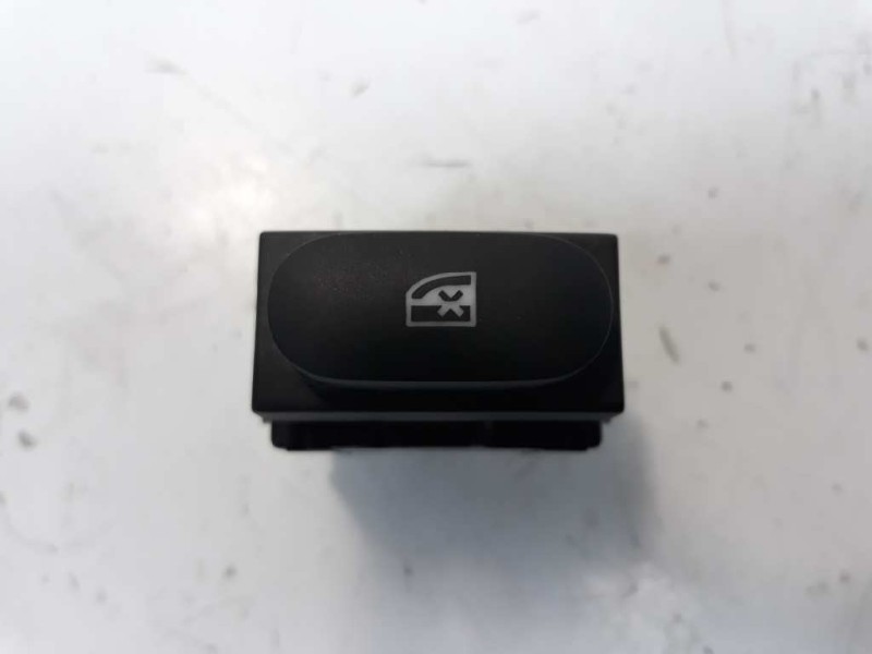 Recambio de interruptor para renault clio iv dynamique referencia OEM IAM 254298400R  