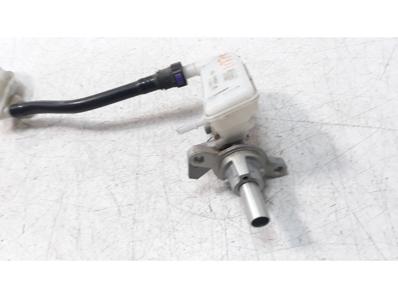 Recambio de bomba freno para ford b-max 1.0 ecoboost cat referencia OEM IAM 1751664  
