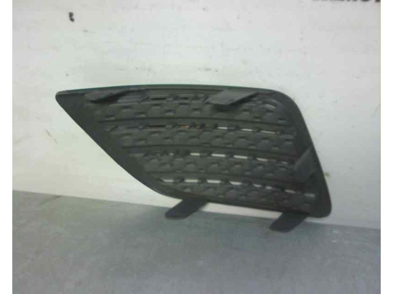 Recambio de rejilla paragolpes izquierda para ford fiesta (cbk) referencia OEM IAM 1375901 107103817 FD3422124