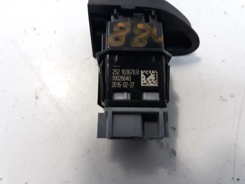 Recambio de interruptor para renault clio iv dynamique referencia OEM IAM 252103678R  