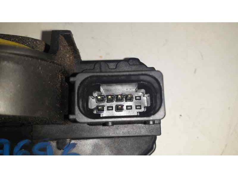 Recambio de cerradura puerta delantera izquierda para opel astra j lim. enjoy referencia OEM IAM 13579522 CRDOPE9522 EZCPL008