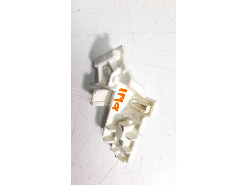 Recambio de portalamparas para opel astra j lim. 1.6 cdti dpf referencia OEM IAM 21649014  