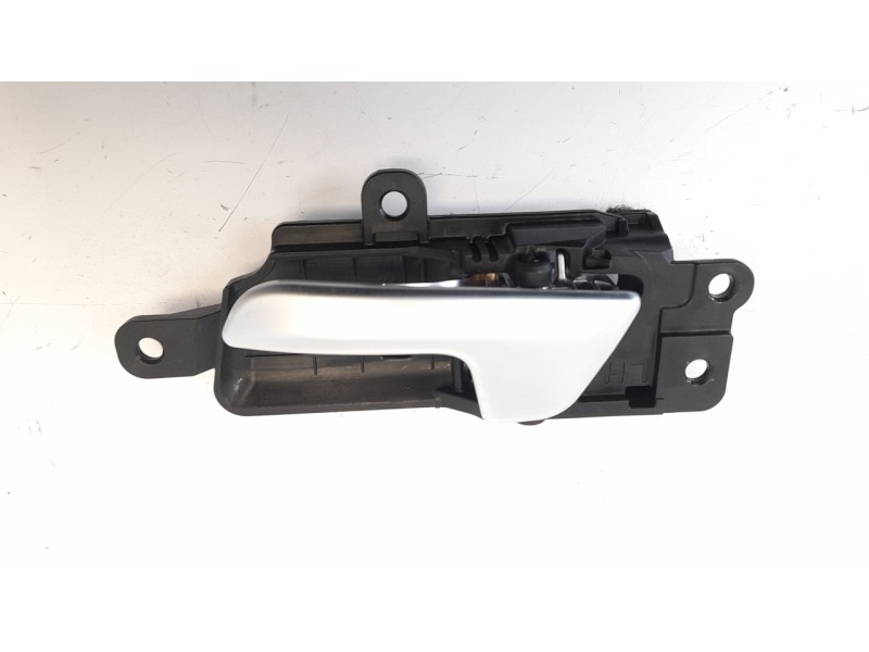 Recambio de maneta interior delantera izquierda para kia rio 1.2 cat referencia OEM IAM 82813F1000  