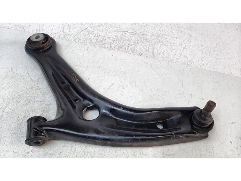 Recambio de brazo suspension inferior delantero izquierdo para ford b-max 1.0 ecoboost cat referencia OEM IAM 1751955  