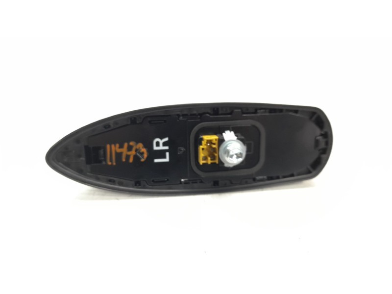 Recambio de antena para toyota corolla (e21) referencia OEM IAM 8676002090  