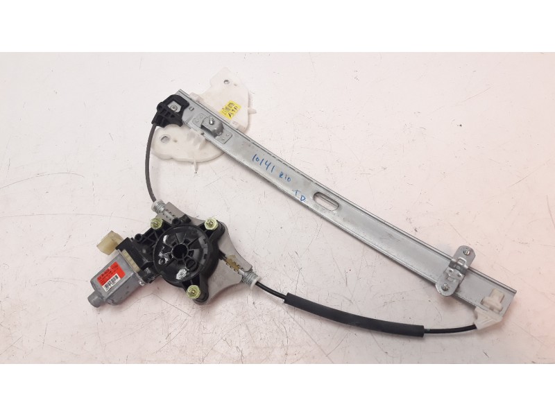 Recambio de elevalunas trasero derecho para kia rio (yb) drive referencia OEM IAM 83402H8000  