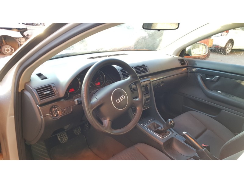 audi a4 berlina (8e) del año 2001