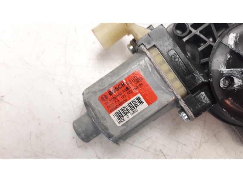 Recambio de elevalunas trasero derecho para kia rio (yb) drive referencia OEM IAM 83402H8000  