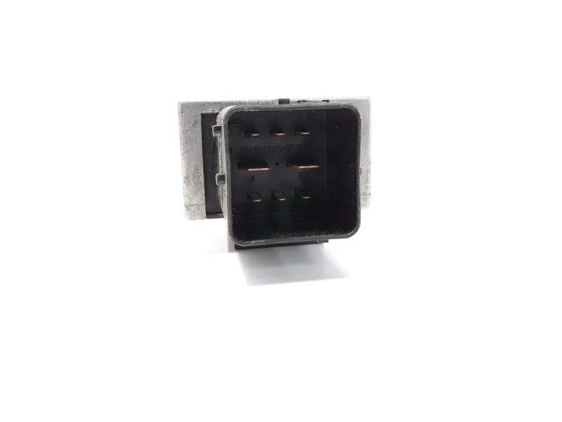 Recambio de caja precalentamiento para renault clio iv 1.5 dci diesel fap energy referencia OEM IAM 110678071R  