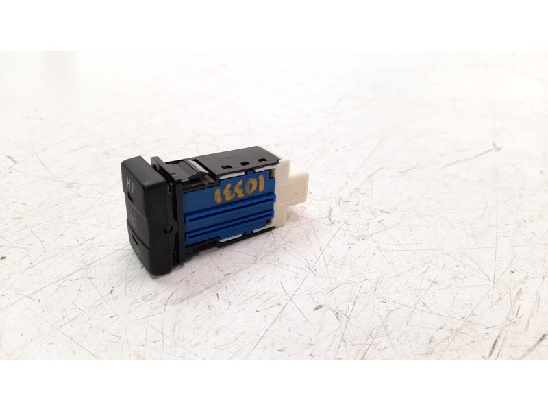 Recambio de interruptor para toyota rav 4 referencia OEM IAM 191698  