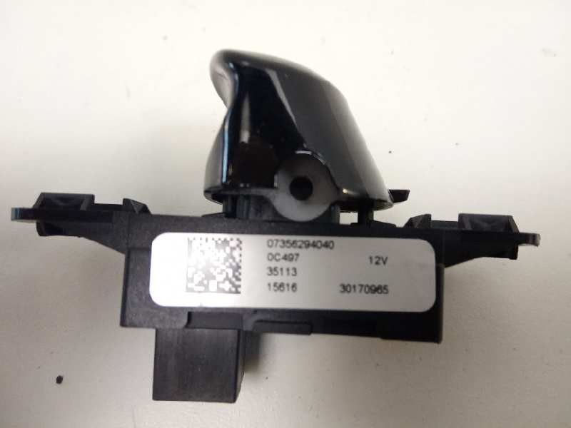 Recambio de mando elevalunas delantero derecho para fiat nuova 500 (150) pop referencia OEM IAM 0735450602  