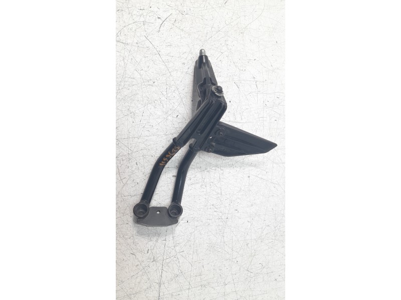 Recambio de estribo para ktm 390 duke 390 duke referencia OEM IAM 93003150033  