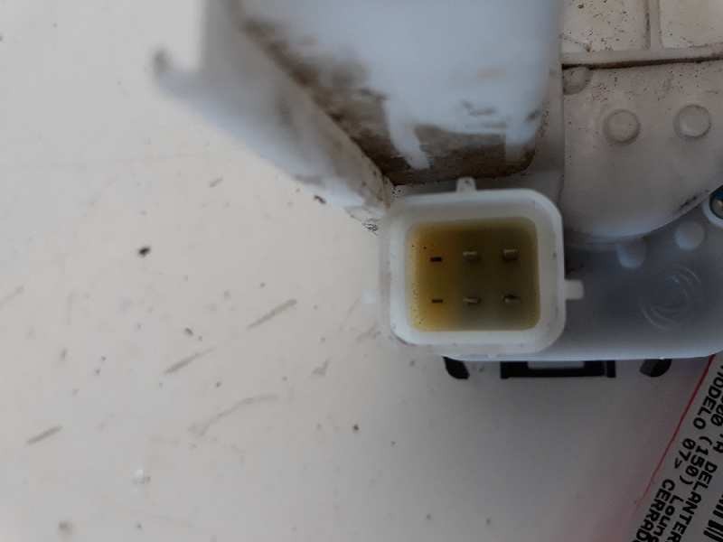 Recambio de cerradura puerta delantera derecha para fiat nuova 500 (150) lounge referencia OEM IAM 51827593  