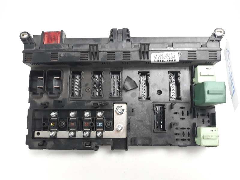 Recambio de caja reles / fusibles para bmw x5 (e53) 3.0d referencia OEM IAM 61138384527  