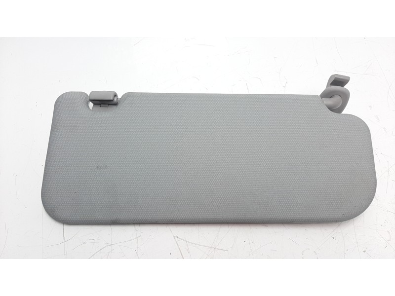 Recambio de parasol izquierdo para kia rio 1.2 cat referencia OEM IAM 852011W150HCS  