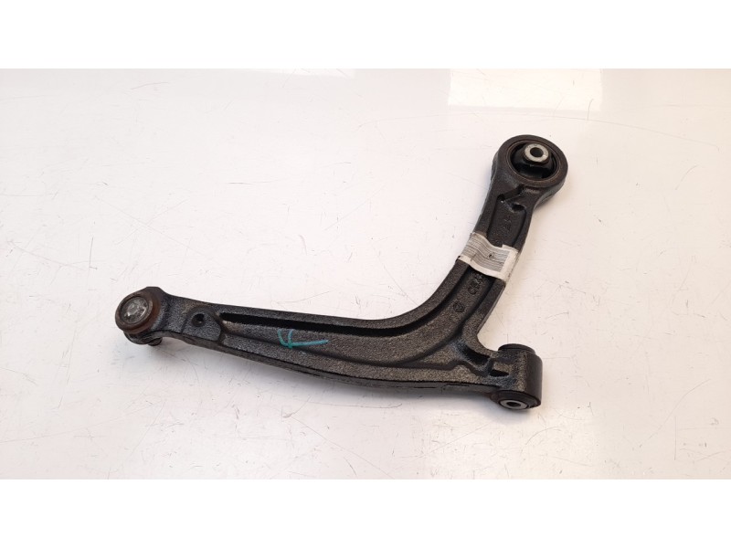 Recambio de brazo suspension inferior delantero izquierdo para fiat nuova 500 (150) lounge referencia OEM IAM 50709579 BR1936 ZW