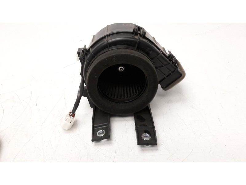 Recambio de ventilador calefaccion para toyota c-hr referencia OEM IAM G923047050 BASF510B20 1911014333