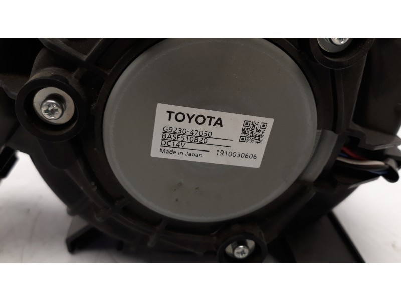 Recambio de ventilador calefaccion para toyota c-hr referencia OEM IAM G923047050 BASF510B20 1911014333