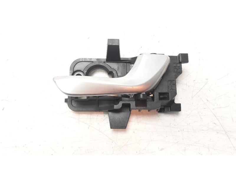 Recambio de maneta interior delantera derecha para kia rio (yb) drive referencia OEM IAM 82623H8500  